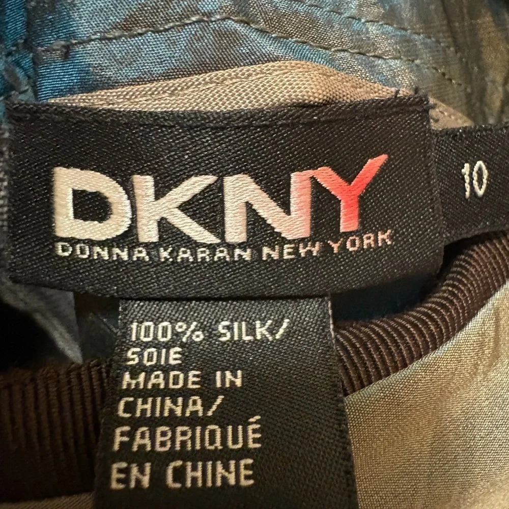 DKNY 100% Silk Pleated Midi Skirt in Opal Blue Gray – Size 10 NWT ($345 Retail) - Picture 4 of 16